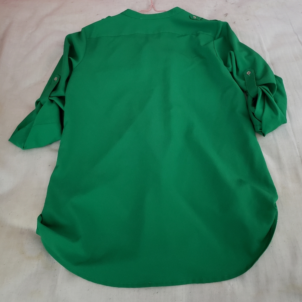 Button down blouse - Picture 3 of 3